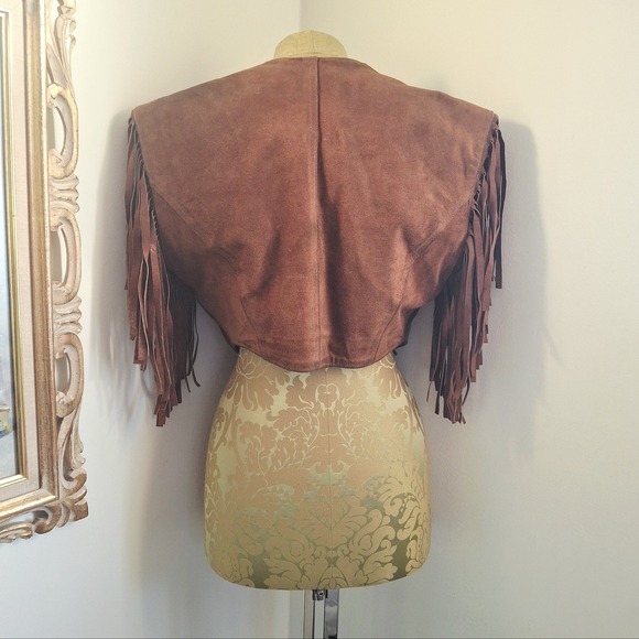 RARE Vintage Gloria Vanderbilt Western Boho Brown Suede Cropped Jacket W/ Fringe - Picture 7 of 10